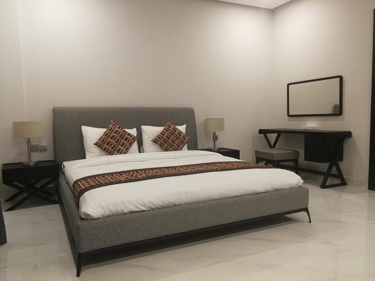 Infinity Juffair Suites Manáma Kültér fotó