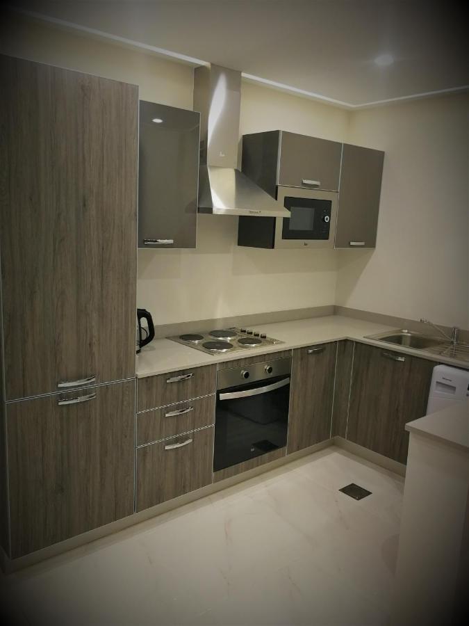 Infinity Juffair Suites Manáma Kültér fotó